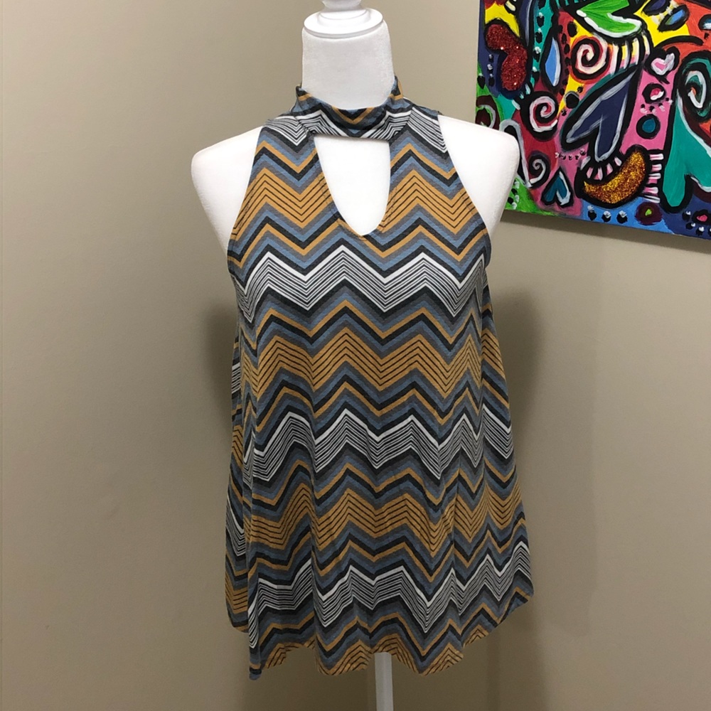 Ginger G chevron patterned top